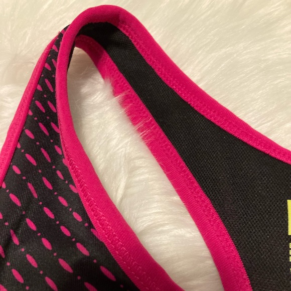👚(bundle 4 items w/👚for $16) Colorful sports bra by Xersion - Picture 2 of 7
